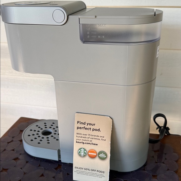 Keurig K-Mini Coffee Maker - Picture 5 of 11